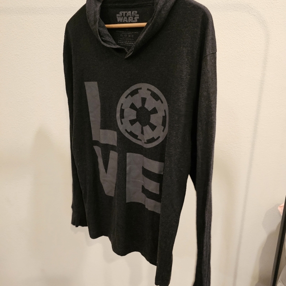Her Universe Star Wars LOVE long sleeve - Picture 7 of 7